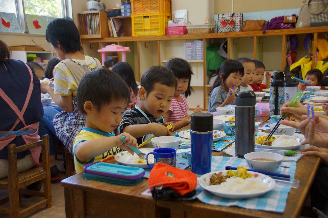 給食